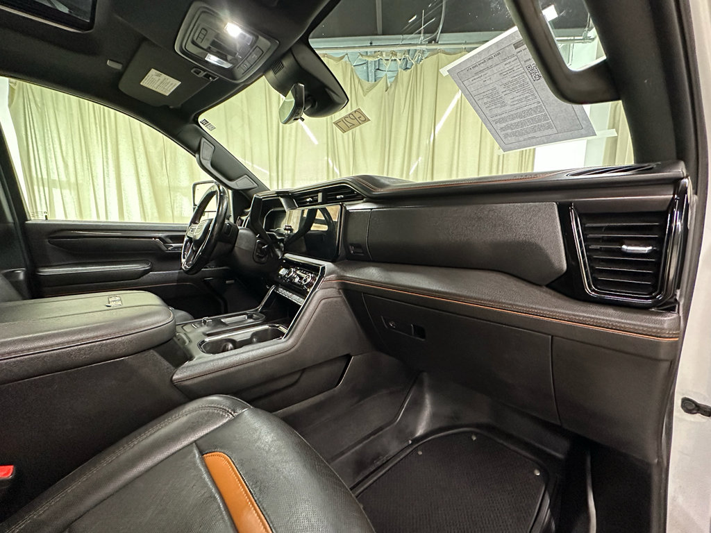 Used 2024 GMC Sierra 2500 AT4 w/ AT4 Premium Plus Package AWD/4WD image 21