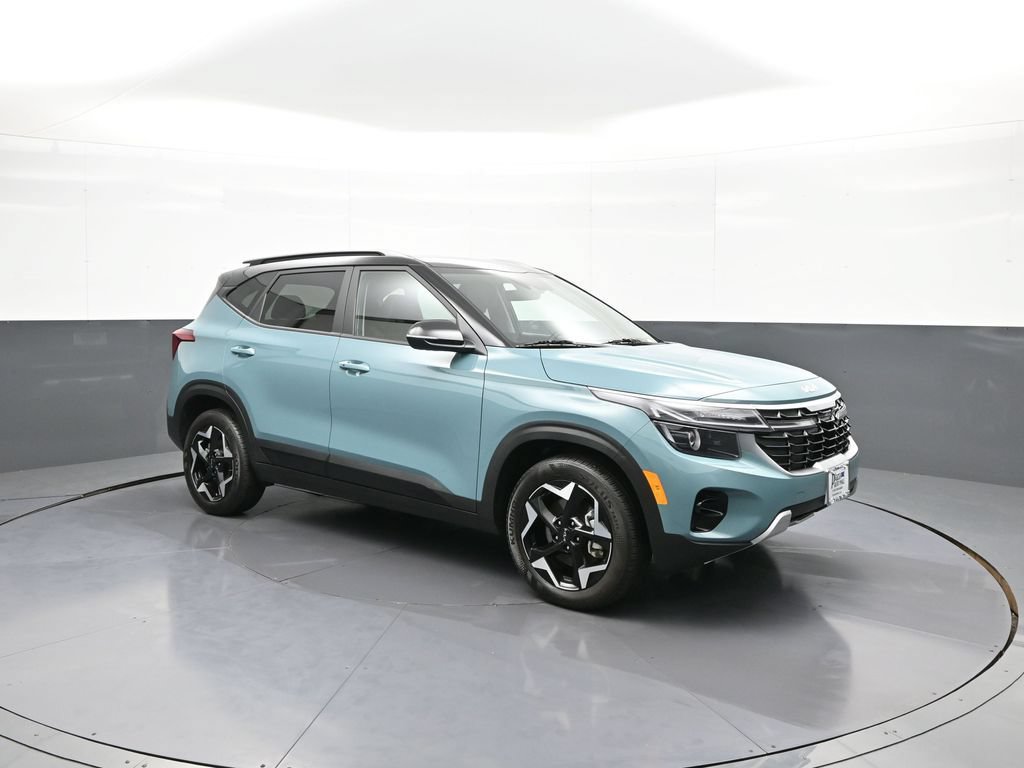 Certified 2025 Kia Seltos S AWD/4WD image 4