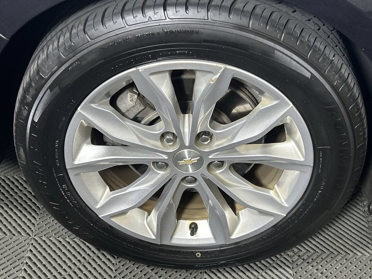 Used 2023 Chevrolet Malibu LT w/ Driver Confidence Package FWD image 10