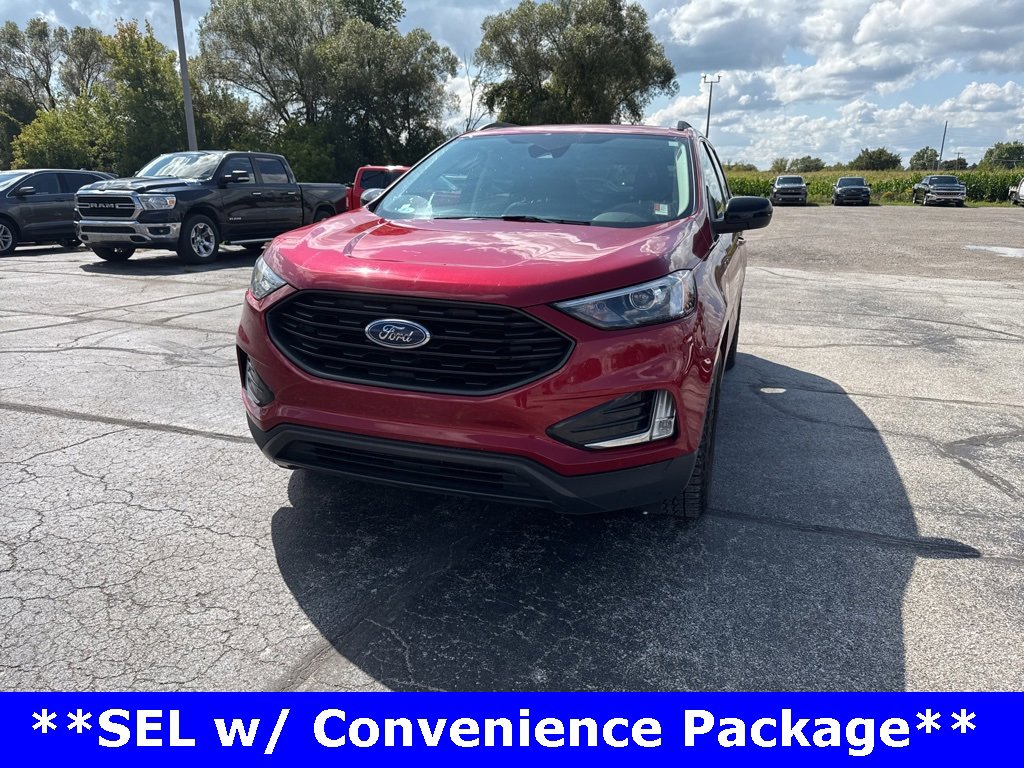 Used 2022 Ford Edge SEL w/ Sport Appearance Package image 3