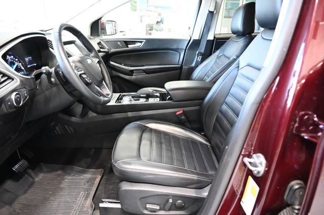 Used 2020 Ford Edge SEL w/ Convenience Package AWD/4WD image 9