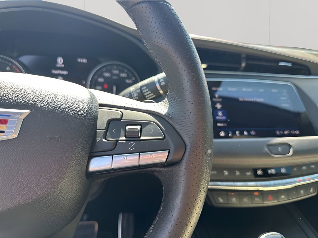 Used 2022 Cadillac XT4 Sport image 31
