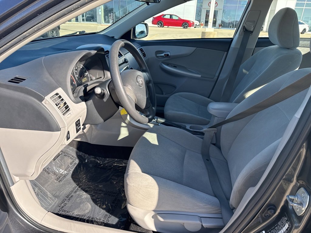 Used 2011 Toyota Corolla LE image 7