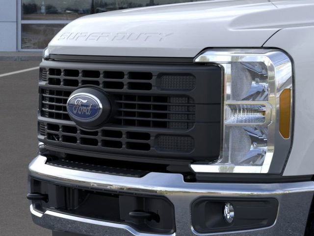 New 2026 Ford F250 XL w/ FX4 Off-Road Package image 17