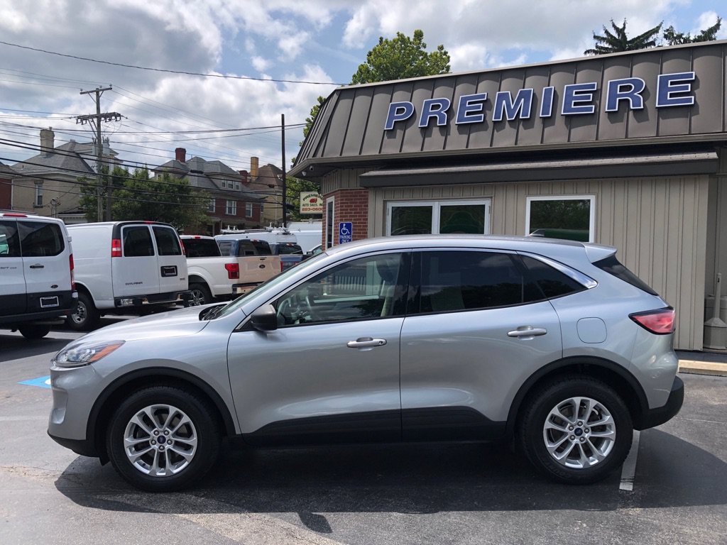 Used 2022 Ford Escape SE w/ Convenience Package AWD/4WD image 3