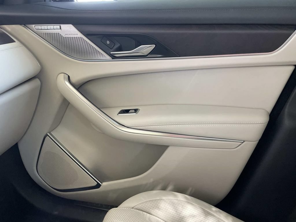 Used 2021 Jaguar F-PACE S AWD/4WD image 18
