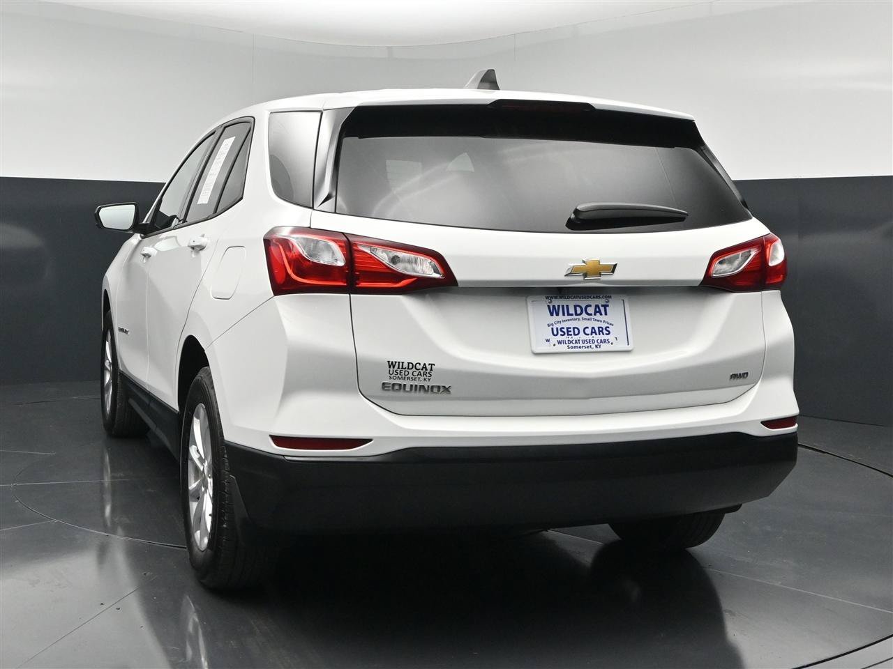 Used 2019 Chevrolet Equinox LS w/ LS Convenience Package AWD/4WD image 7