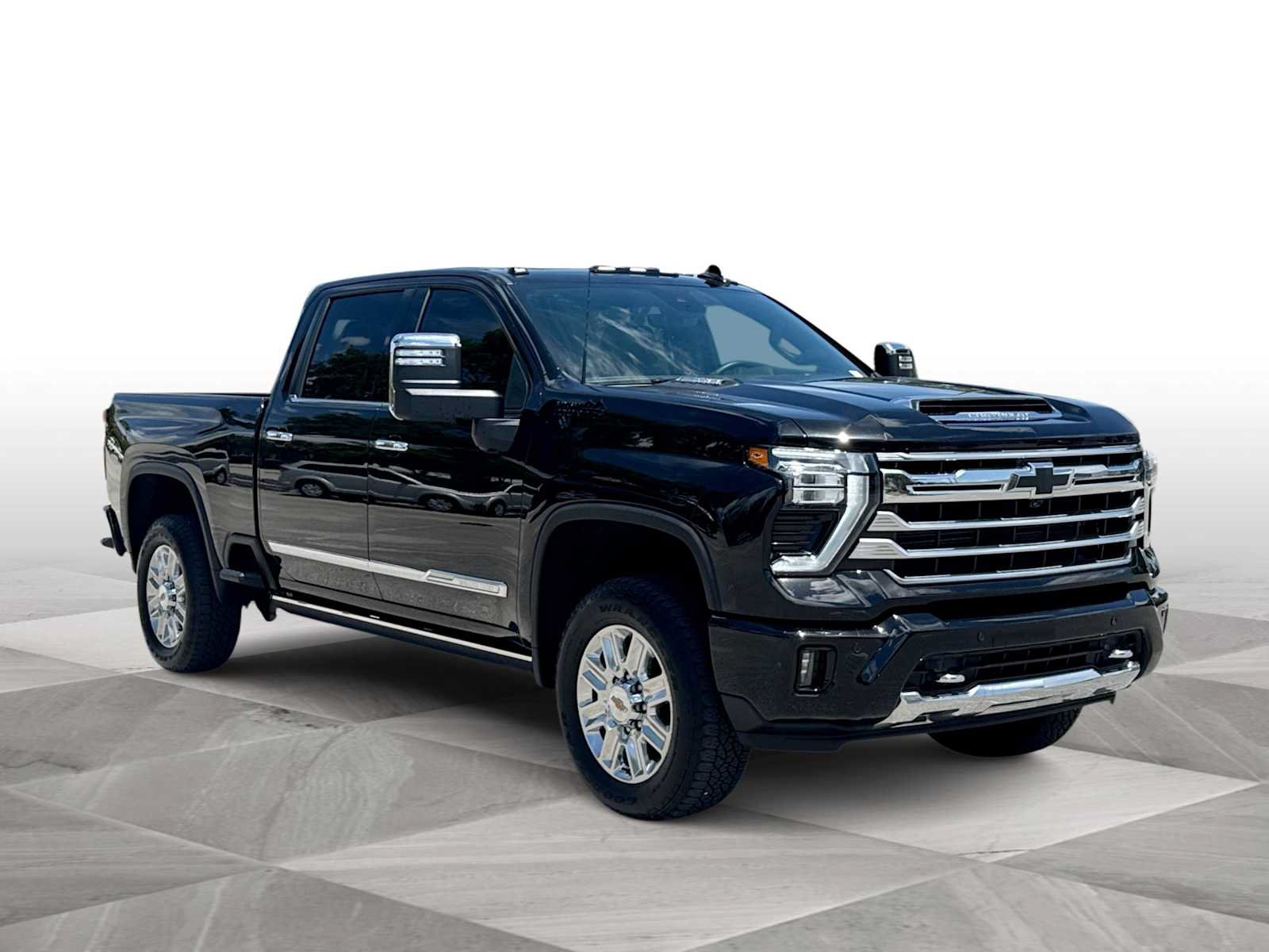 Used 2025 Chevrolet Silverado 3500 High Country w/ High Country Premium Package AWD/4WD image 2