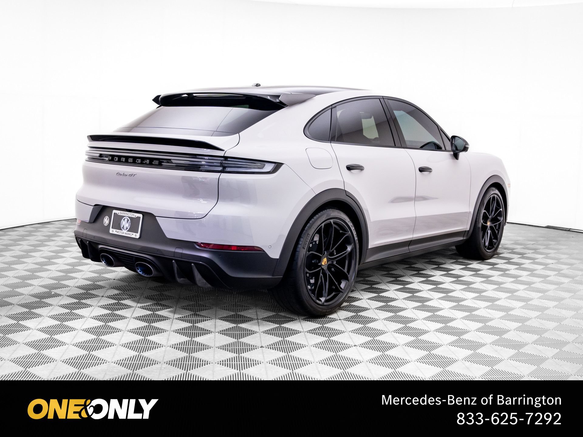 Used 2024 Porsche Cayenne Turbo GT AWD/4WD image 5