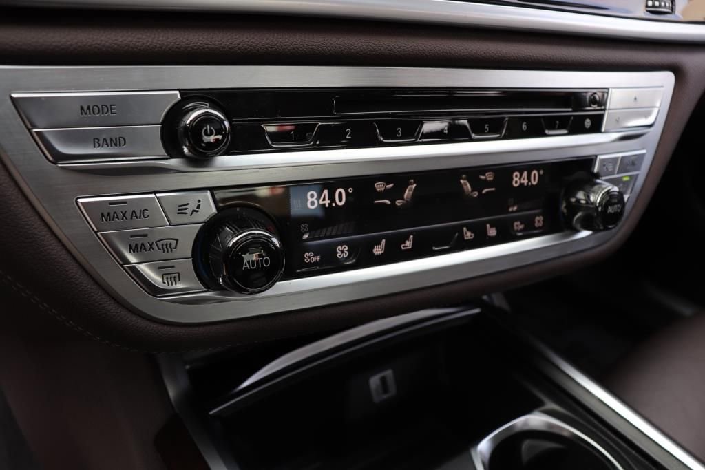 Used 2016 BMW 740i RWD image 56