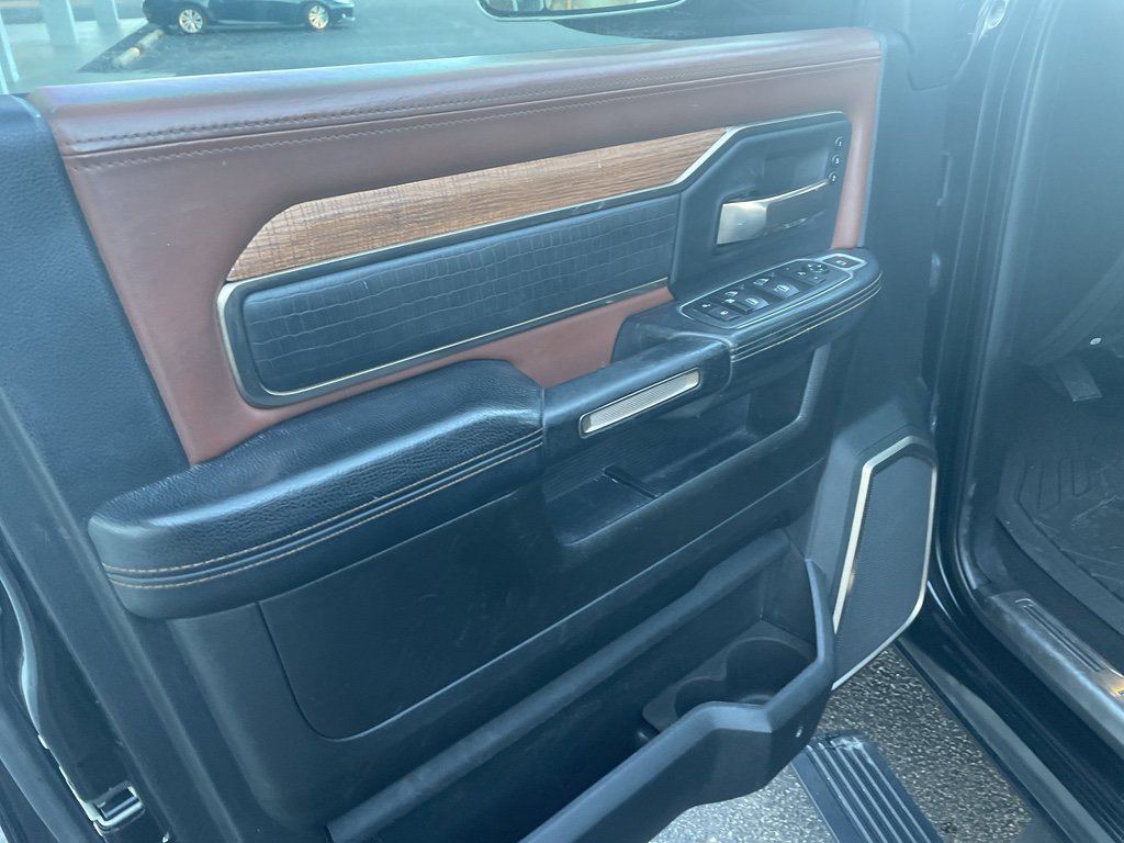 Used 2019 RAM 3500 Limited image 12