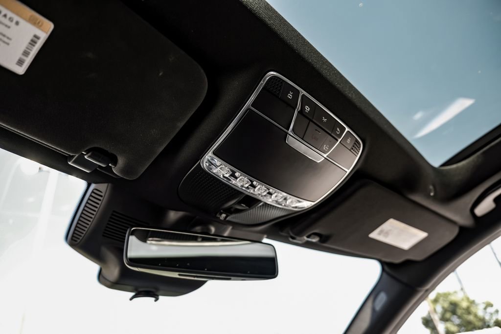 Used 2019 Mercedes-Benz S 560 4MATIC Sedan image 21