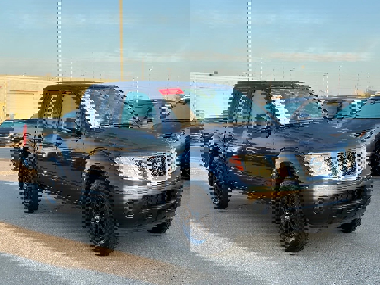 Certified 2021 Nissan Frontier SV w/ SV Utility Package image 5