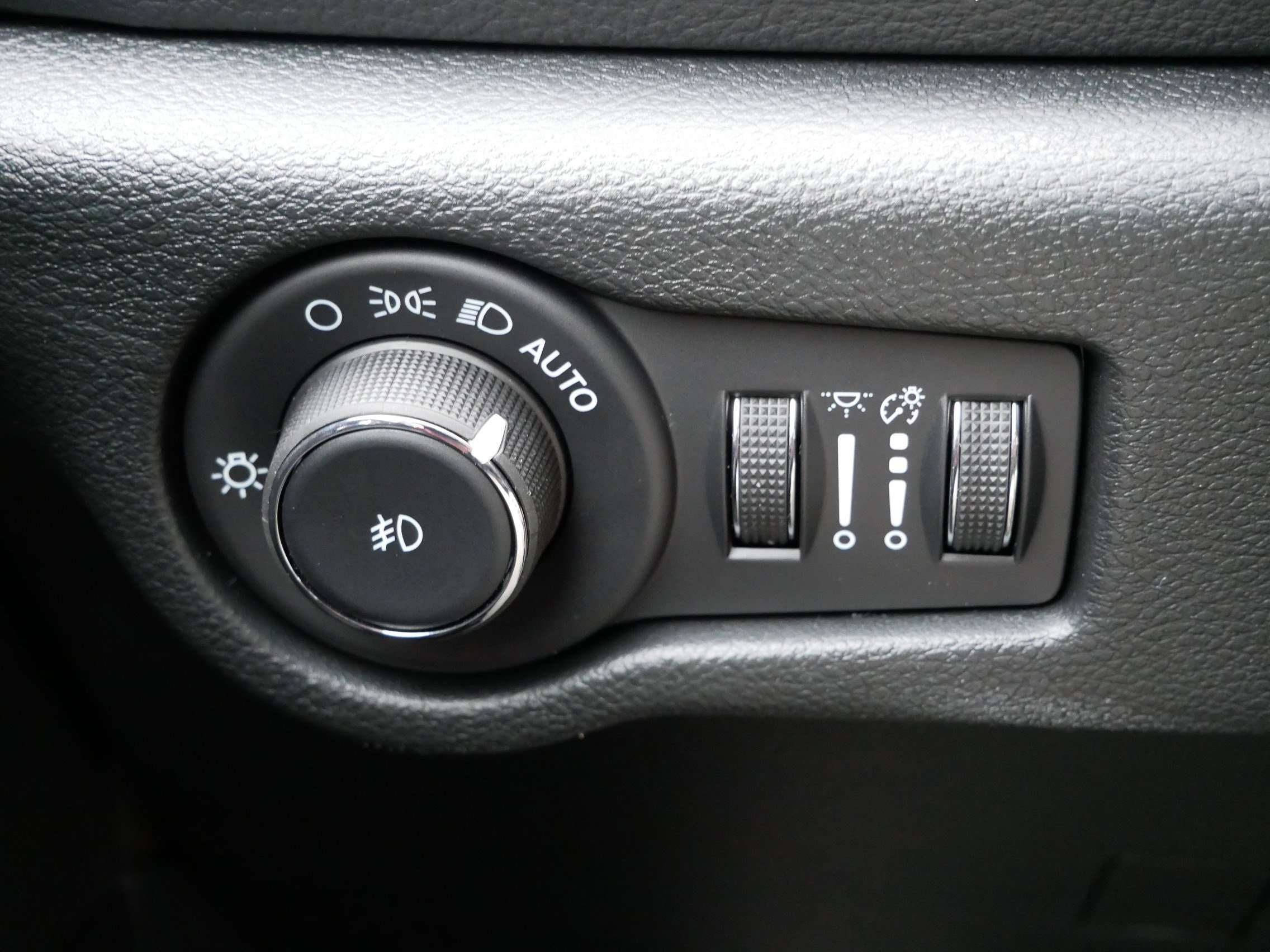 New 2026 Chrysler Pacifica Select image 19