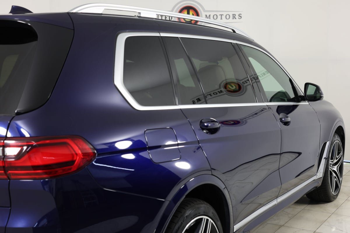 Used 2021 BMW ALPINA XB7 AWD/4WD image 48