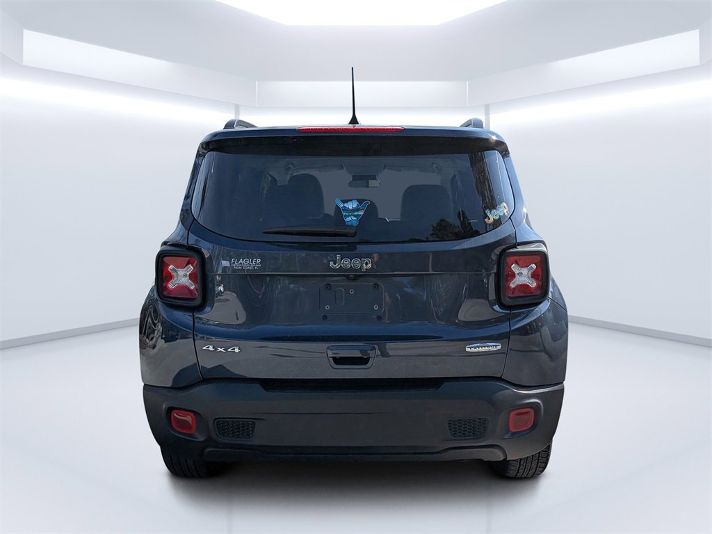 Used 2022 Jeep Renegade Latitude image 4