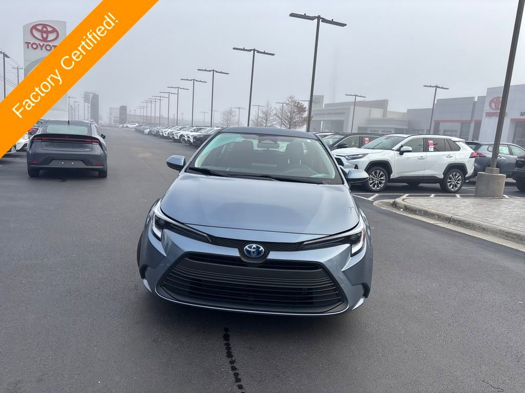 Used 2025 Toyota Corolla LE image 8