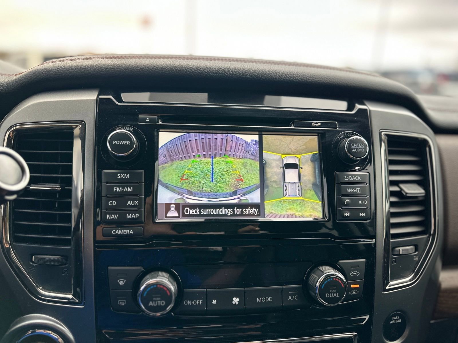 Used 2018 Nissan Titan Platinum Reserve w/ Platinum Utility Package image 6