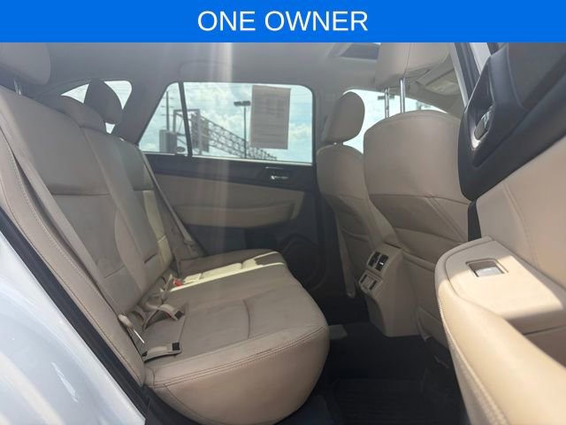 Used 2019 Subaru Outback 2.5i Limited image 3