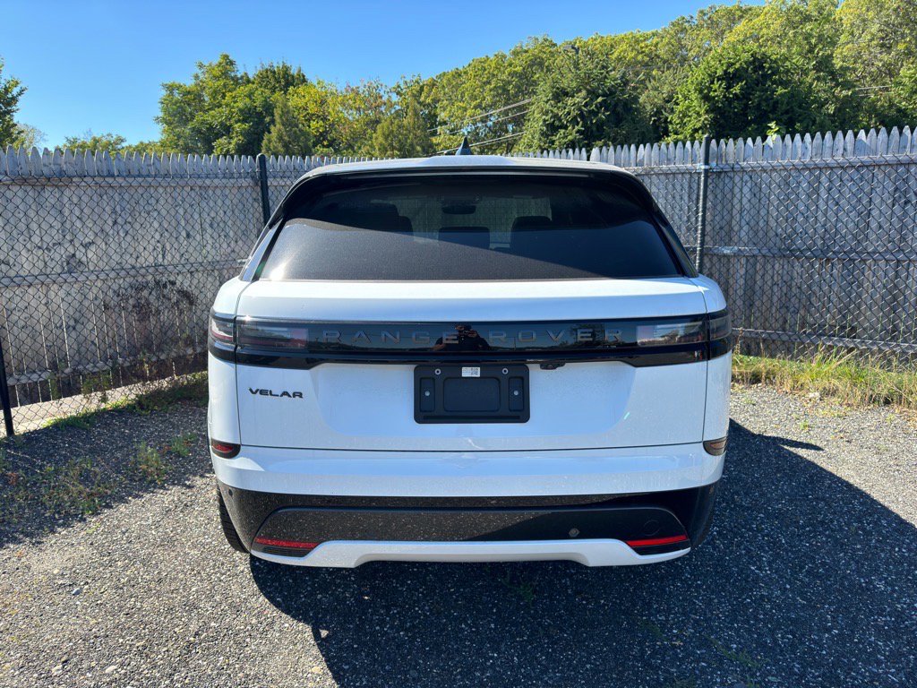 New 2026 Land Rover Range Rover Velar Dynamic SE image 6