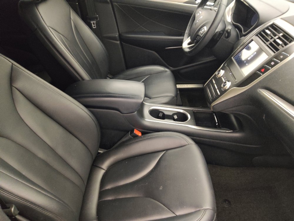 Used 2019 Lincoln MKC Premiere FWD image 21