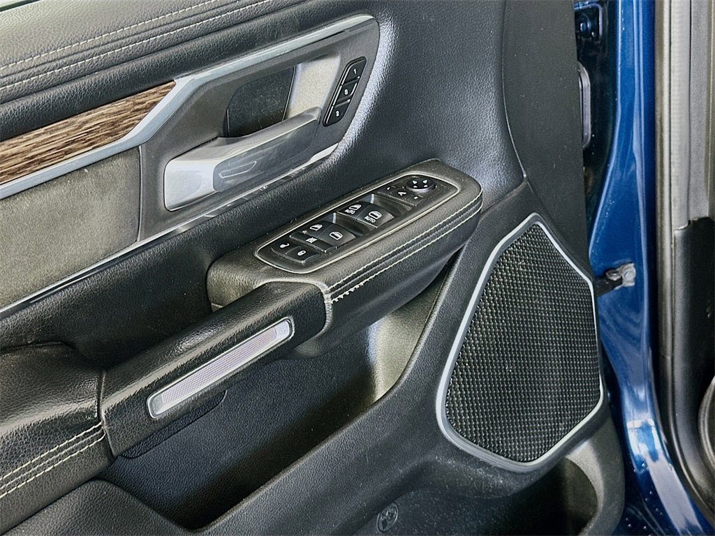 Used 2019 RAM 1500 Laramie image 17