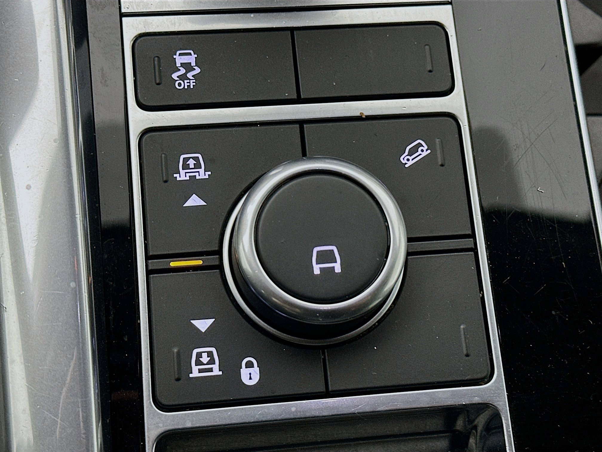 Used 2021 Land Rover Range Rover Sport HST AWD/4WD image 22