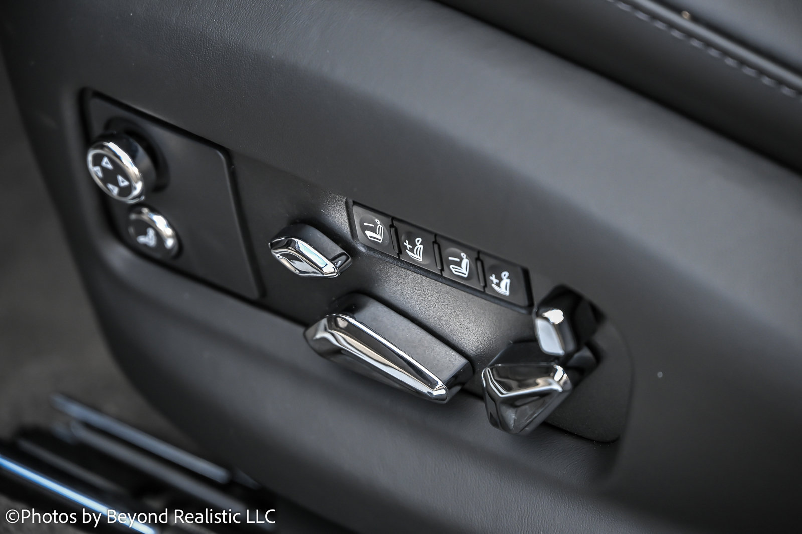 New 2025 Bentley Flying Spur Plug-In Hybrid AWD/4WD image 33
