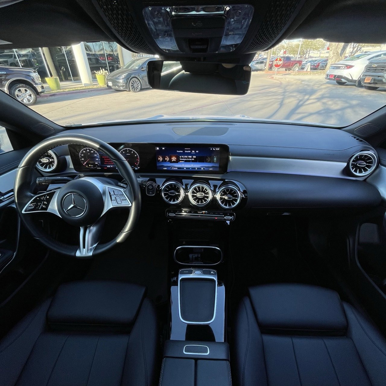 Used 2025 Mercedes-Benz CLA 250 image 10