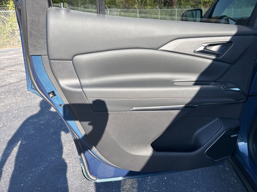 New 2026 Chevrolet Traverse RS w/ LPO, Floor Liner Package image 11