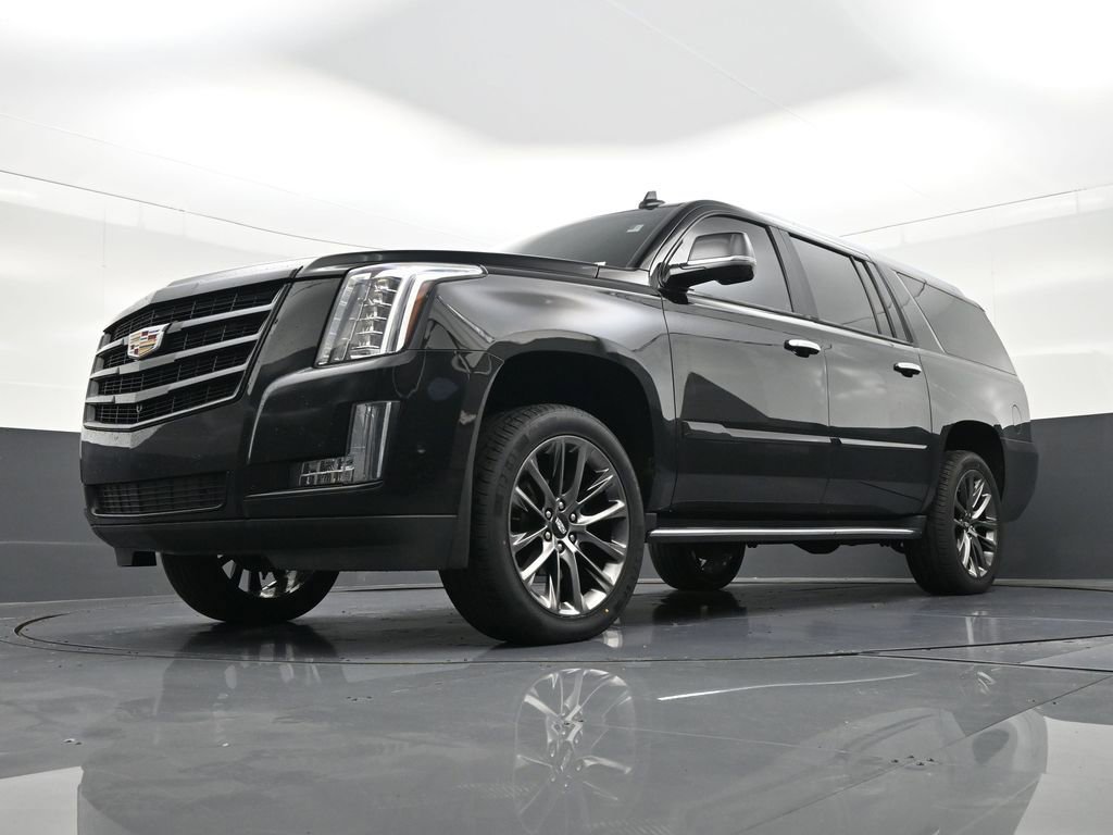 Used 2019 Cadillac Escalade ESV Luxury w/ Escalade Sport Edition image 24
