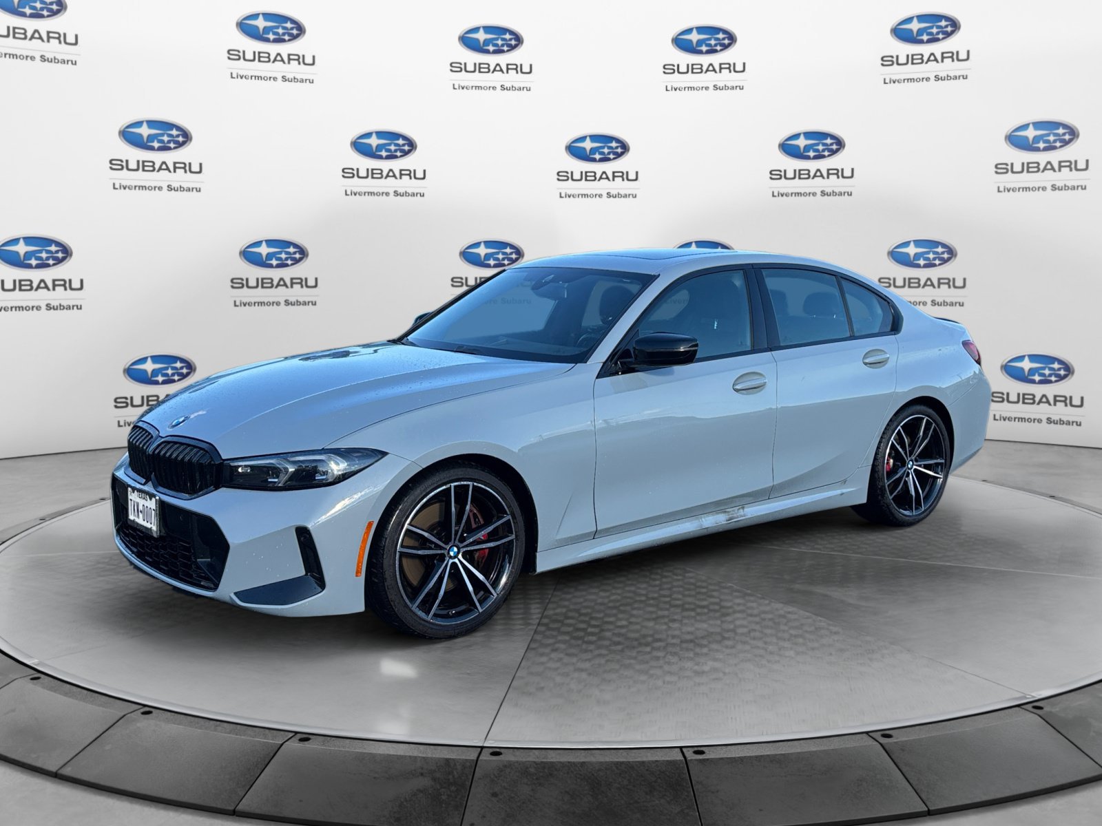 Used 2023 BMW 330i Sedan w/ M Sport Package RWD image 2