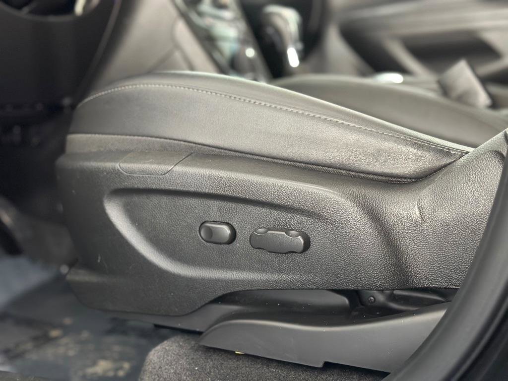Used 2017 Buick Encore Sport Touring FWD image 21