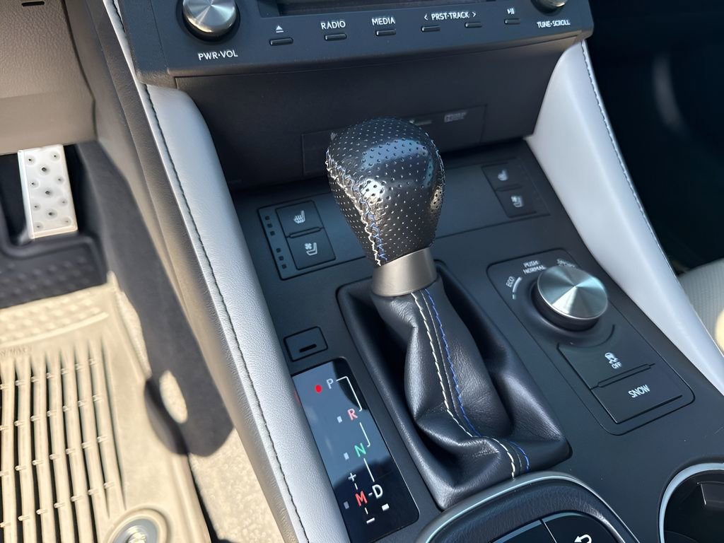 Used 2015 Lexus RC F w/ Premium Package image 17