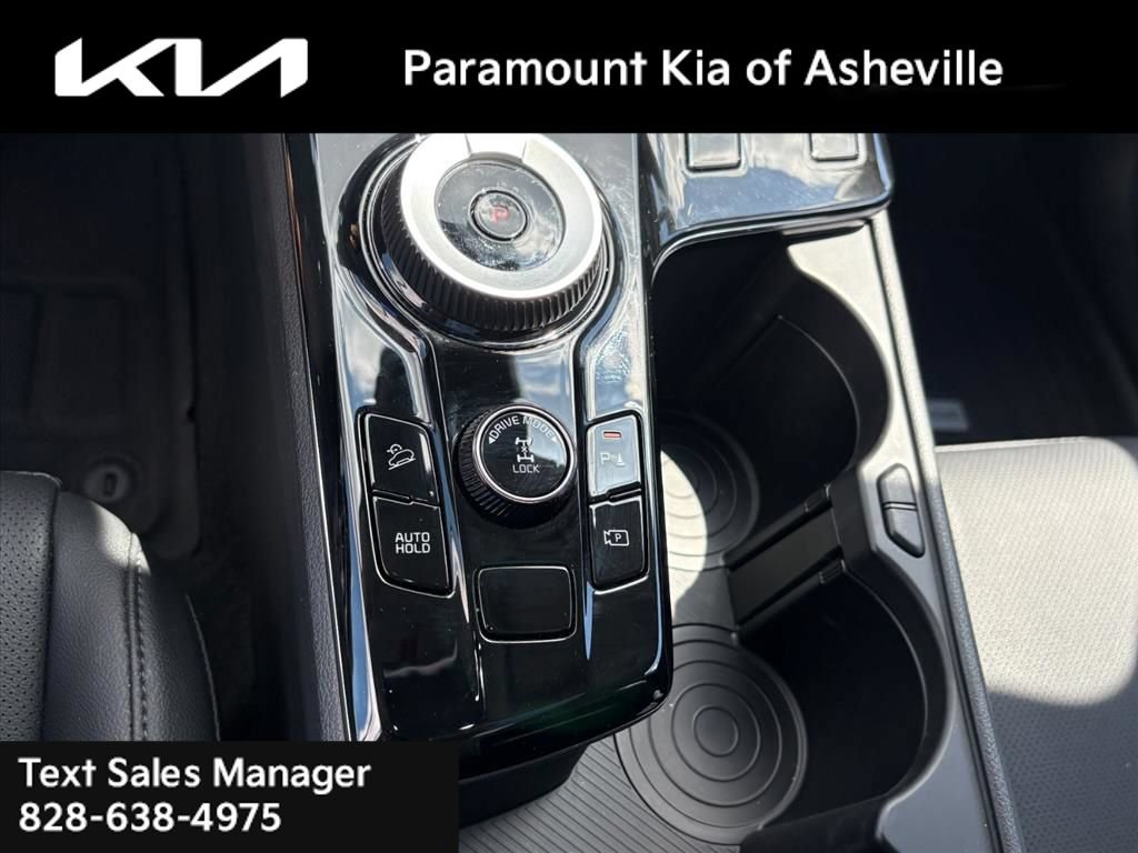 Certified 2025 Kia Sportage EX w/ EX Premium Package AWD/4WD image 26