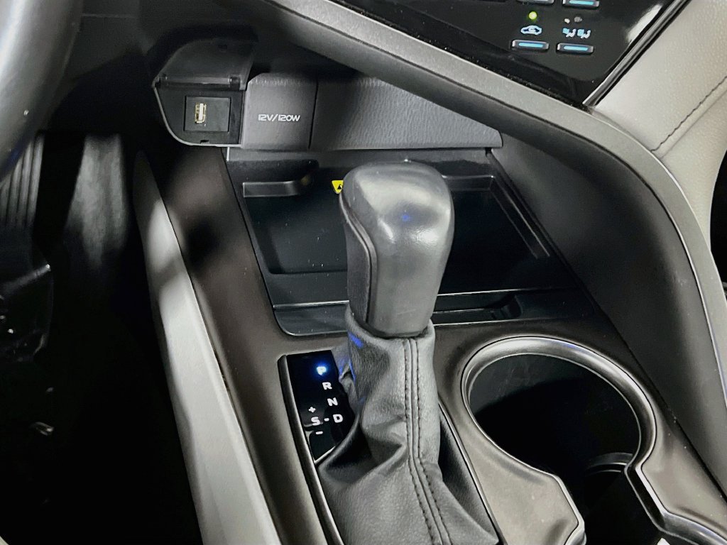 Used 2022 Toyota Camry SE w/ Audio Upgrade Package FWD image 21