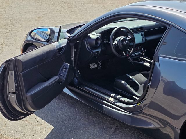 Used 2024 Toyota GR86 Premium RWD image 37