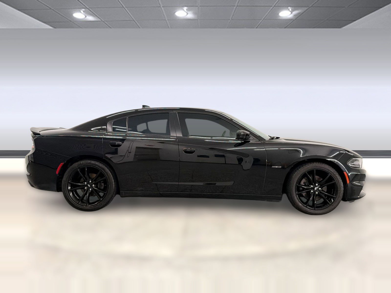 Used 2018 Dodge Charger R/T w/ Plus Group image 7