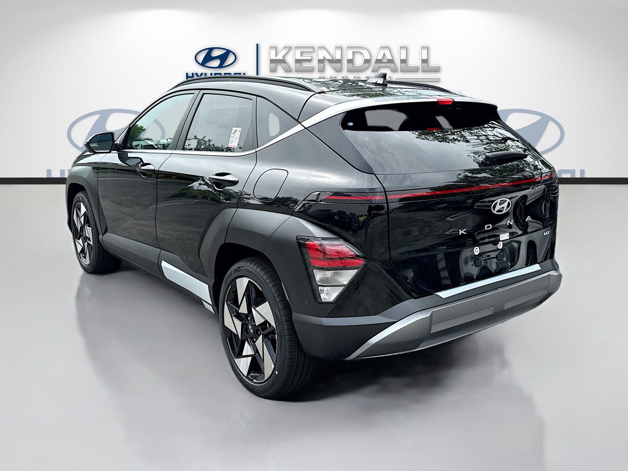 New 2026 Hyundai Kona Limited FWD image 4
