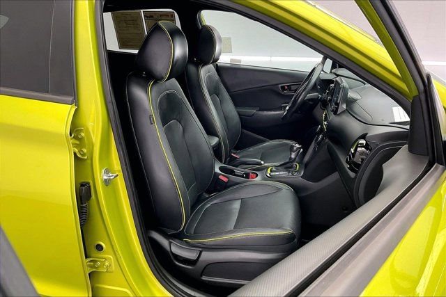 Used 2020 Hyundai Kona Limited w/ Cargo Package image 6