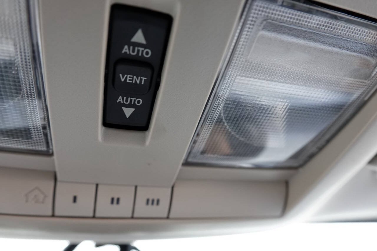 Used 2007 Jeep Grand Cherokee Overland AWD/4WD image 87