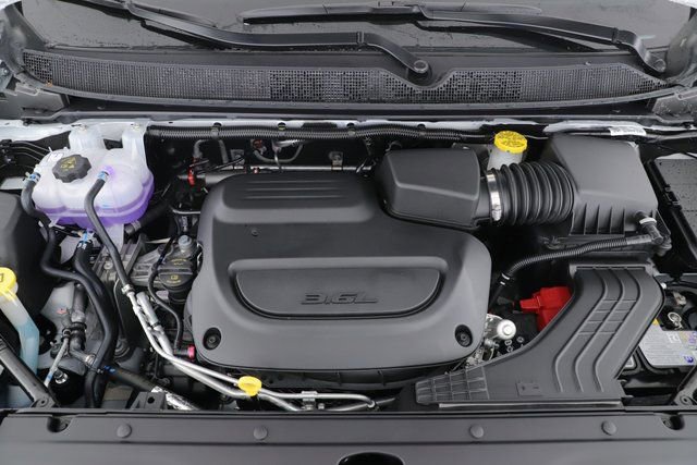New 2026 Chrysler Pacifica Limited image 15