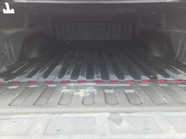 Used 2018 GMC Sierra 1500 SLT AWD/4WD image 18