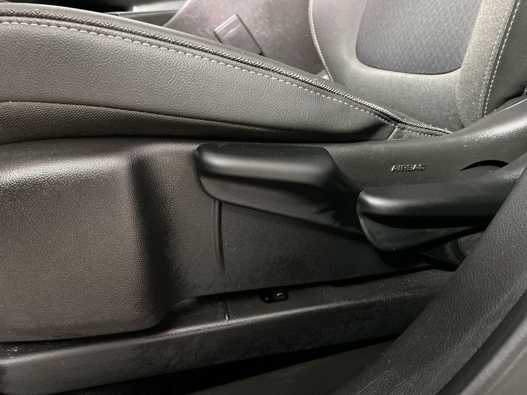 Certified 2024 Buick Encore GX Preferred image 12