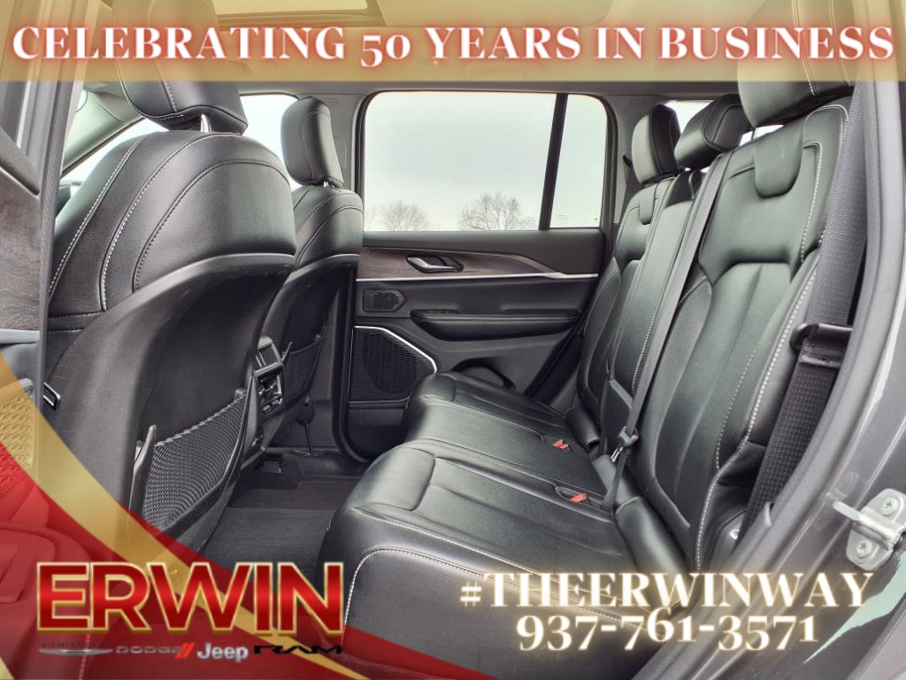 Used 2024 Jeep Grand Cherokee Limited 4xe image 2