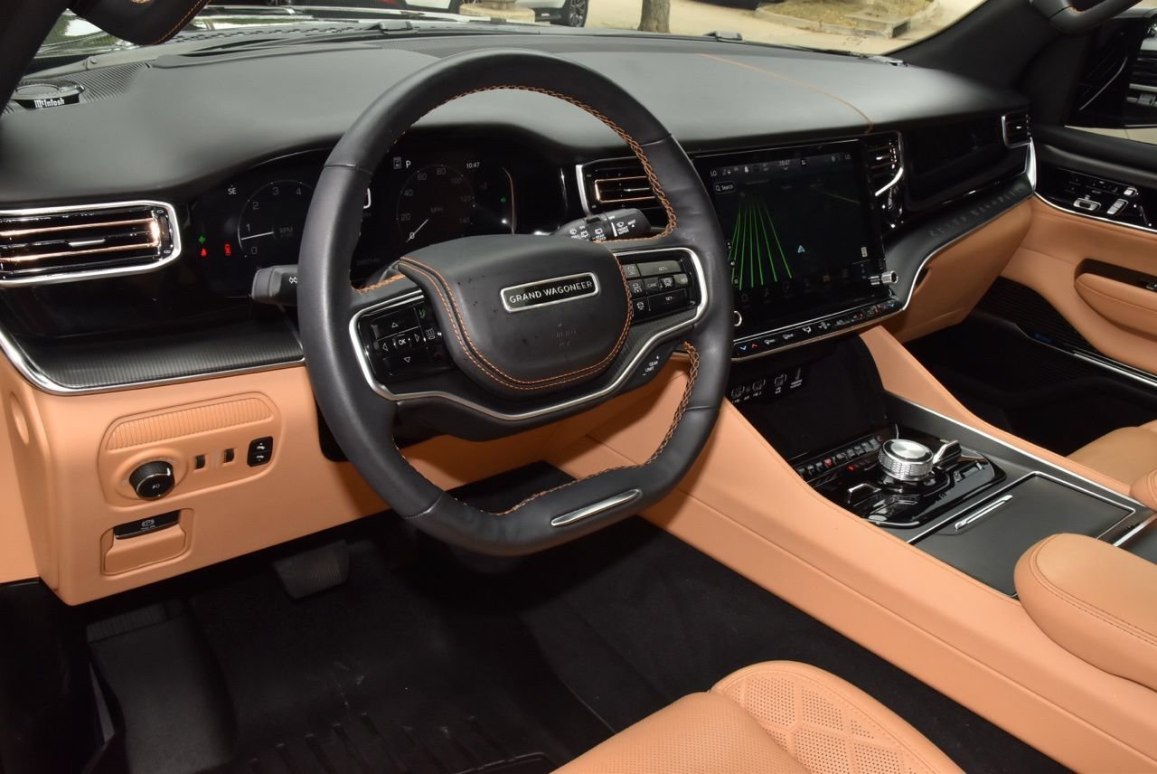 Used 2024 Jeep Grand Wagoneer Series III w/ Rear Seat Video Group 1 AWD/4WD image 36
