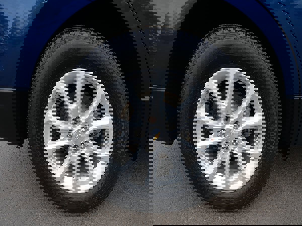 Used 2020 Chevrolet Equinox LT image 35