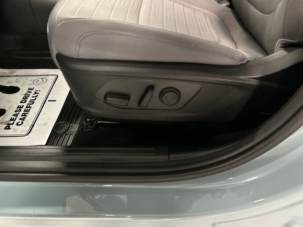 Used 2024 Hyundai Santa Cruz SEL image 11