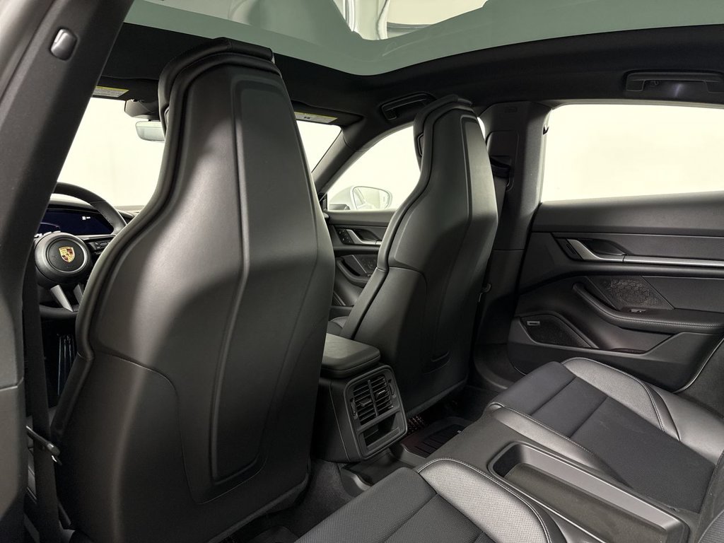 New 2026 Porsche Taycan 4S AWD/4WD image 25