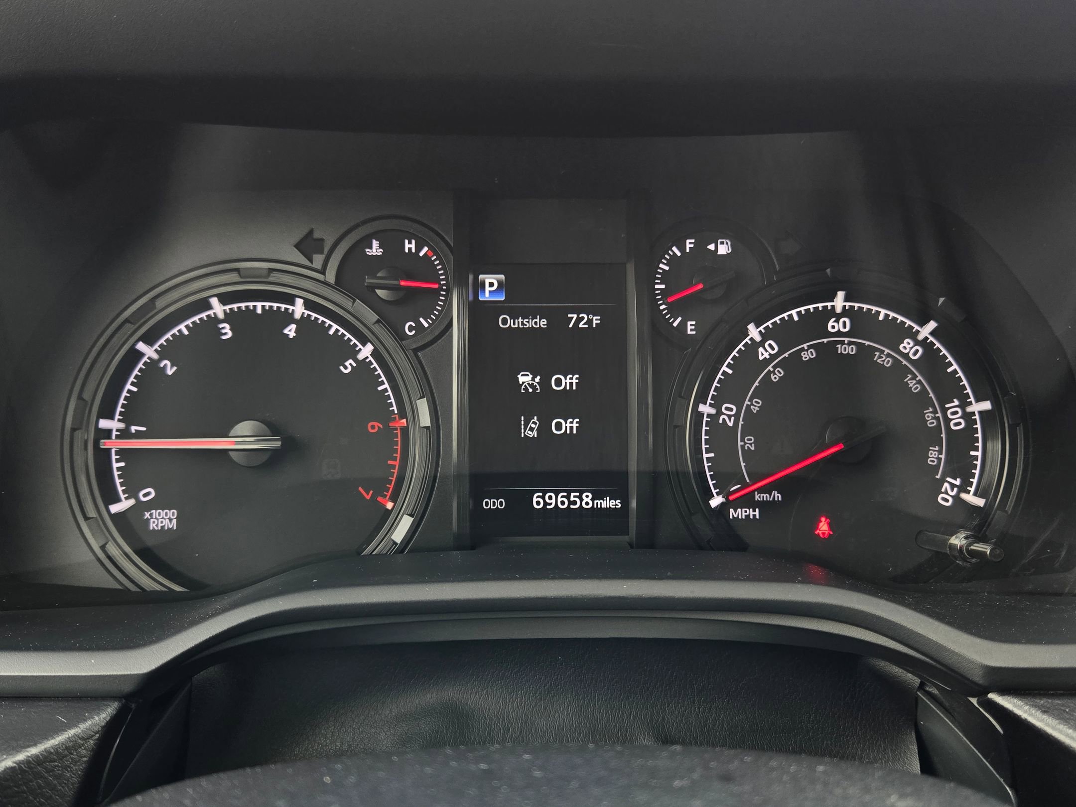 Used 2023 Toyota 4Runner SR5 AWD/4WD image 28